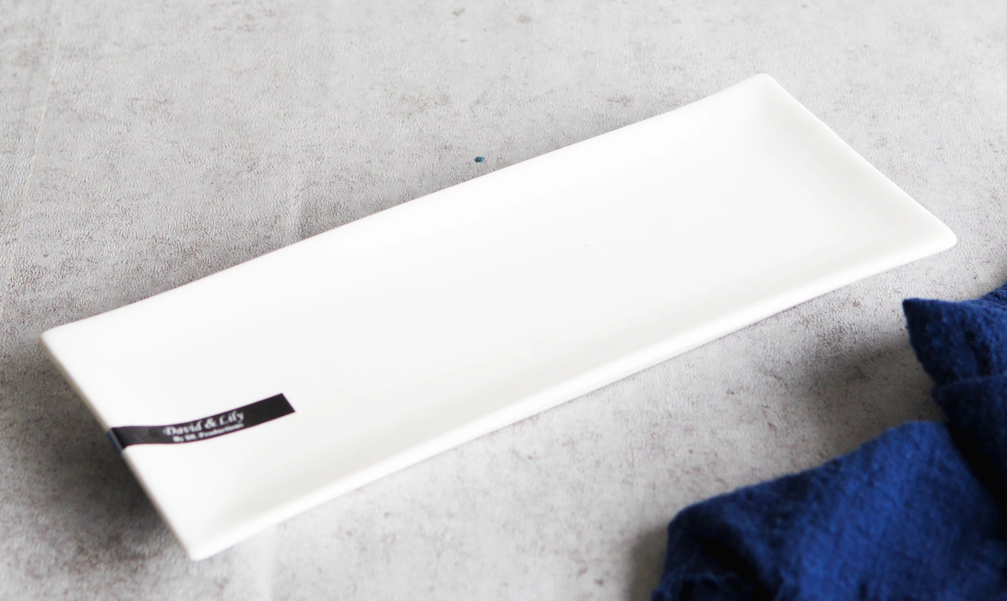 Pack Of 4 Modern White Porcelain Sushi Appetizer Dessert Platter Plates 10L